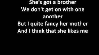 Oasis - She&#39;s Electric (lyrics)