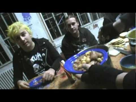 Mad Pigs & Evacuate On Dekt Tour Teaser