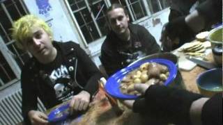 Mad Pigs & Evacuate On Dekt Tour Teaser