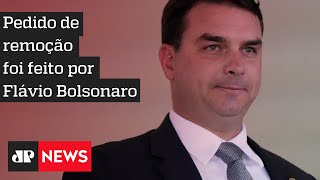 Justiça ordena que UOL apague reportagens sobre imóveis comprados pela família Bolsonaro