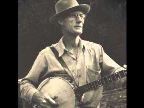 Roscoe Holcomb - Swanno Mountain