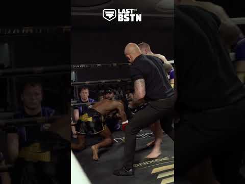 🎯 MASSIVE LEFT HIGHKICK! 🎯 #muaythai #thaiboxing #boxing #mma