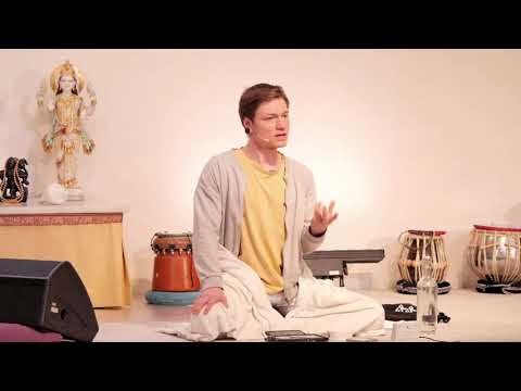 Fortgeschrittenes Pranayama mit Max - Yoga Vidya Ashram Live, 12.02.2022, 6:00 Uhr