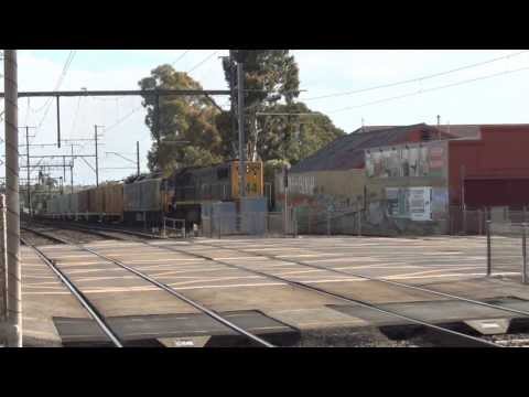 X44 Long End Leading the UP Long Island Steel Train