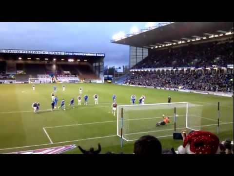 Burnley vs Doncaster - Boxing Day 2011