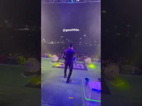 Vitor Fernandes e nadson o ferinha agita a galera ao vivo na festa dos vaqueiro em milagres Bahia