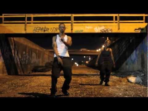 Naimah ft Cutt Dogg-RUMBLE IN THE BRONX (OFFICIAL MUSIC VIDEO)