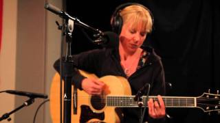 Kristin Hersh - reading from "Rat Girl" and performing "Your Dirty Answer" (Live On KEXP)