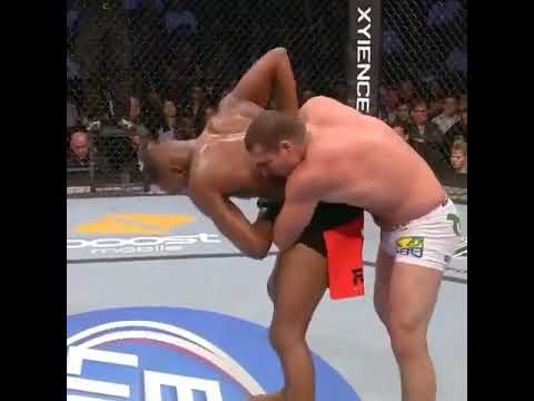 Jon ☠️ Jones delivered a show-stopping performance in the octagon #ufc #mma #mmafight #mmashorts