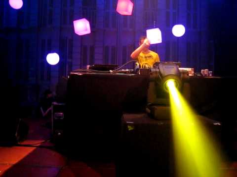 Luminosity Before the Energy 2010 (04-03 03h56) - Fast Distance - Above the Clouds