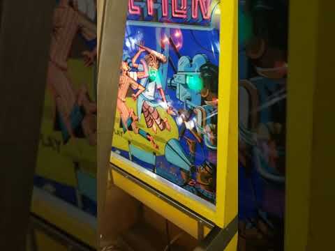 Williams Triple action pinball machine