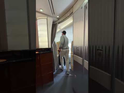 Boarding Emirates A380 First Class😱