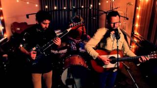 Jesse Harris with Star Rover - "Catch The Ash" (Live at Dangerbird)