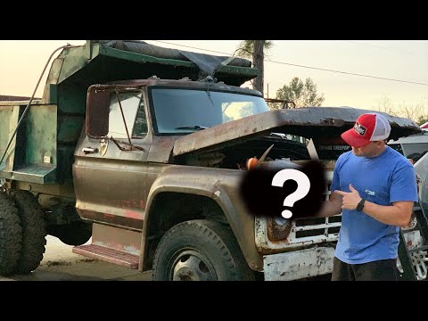 1976 Ford F-600 Dump Truck Gets Brand New Holley Carburetor!!