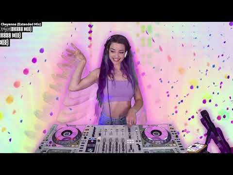 HANA ROOM 139 - VIBING WITH HANA JUNE.11.2022