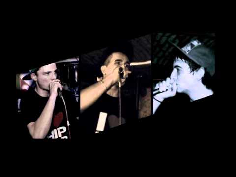 SenkiHáza - Padlásravaló