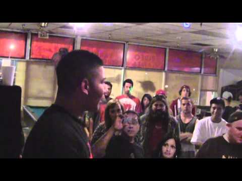 Sinister V vs Alge-Uno