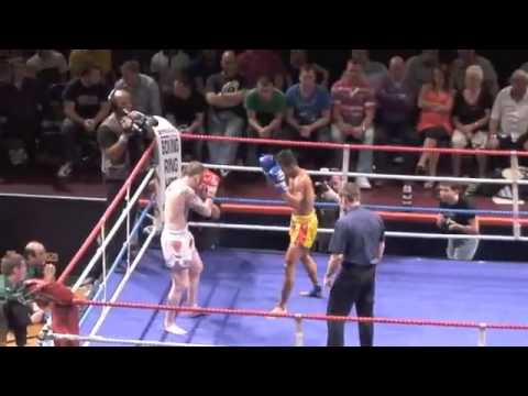 Andy Howsen v Ali Yakub Dragon from Malaysia - Leeds Town Hall 2009.