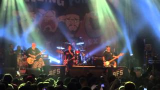 Bowling for soup hit me baby one more time live at glasgow o2 academy farewell tour uk 2013