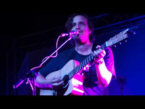 James Walsh from Starsailor - Better part of me (Massarella, Reality Bites Festival, July 27th 2014)