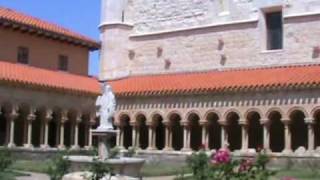 preview picture of video 'Villamayor de los Montes; pueblo de Burgos, Monasterio cisterciense de Santa María la Real'