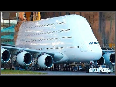 15 of the Biggest Airplanes in the World