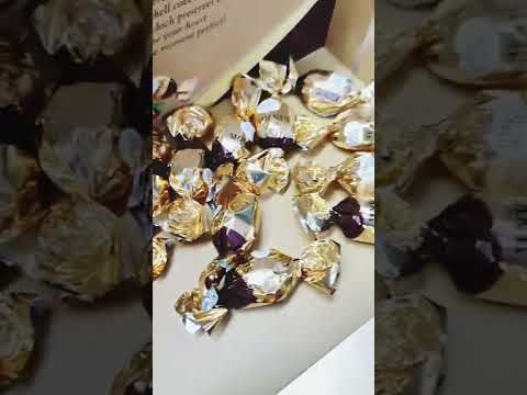 WHAT IS INSIDE AFFORDABLE FERRERO ROCHER MOMENTS BOX😍. #shorts