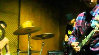 Flattbush Jam - Otomatik Attack  (Pre Phil Tour Jam).avi