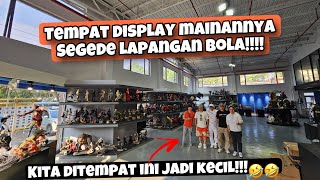 Download lagu INTIP RUMAH KOLEKTOR NO 1 DI DUNIA! DISPLAY ROOM NYA SEGEDE LAPANGAN SEPAK BOLA MAN!! mp3 Download lagu INTIP RUMAH KOLEKTOR NO 1 DI DUNIA! DISPLAY ROOM NYA SEGEDE LAPANGAN SEPAK BOLA MAN!! mp3