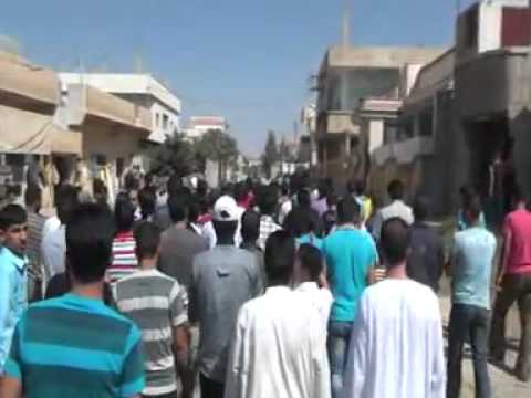 مظاهرة في طفس في محافظة درعا في جمعة "توحيد كتائب الجيش الحر"