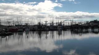 preview picture of video 'Newport Or Fishing Boats at the Docks'