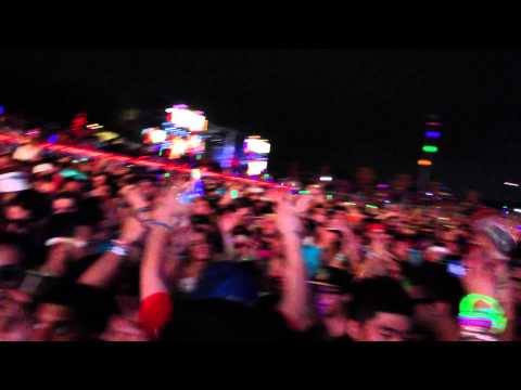 EDC NY 2013  Day 2 - Afrojack - No Beef