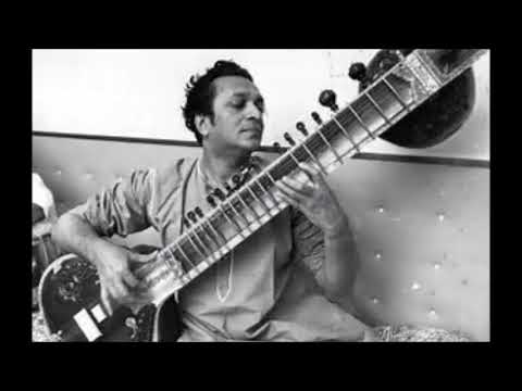 Ravi Shankar Calls George Harrison's Sitar Playing "Terrible"