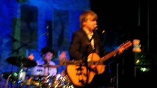 She Goes On - Crowded House -  Cologne 21.6.2010