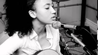 Andy Allo - Yellow Gold