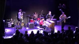 Low Cut Connie Boozophilia HD