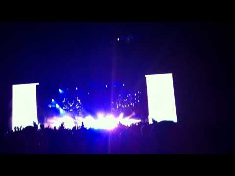 TIESTO @ CREAMFIELDS 2011 UK DROPPIN SONIQUE