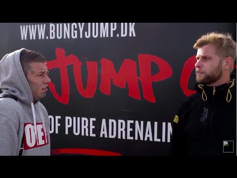 TypicalTV! - Højt at flyve, langt at falde