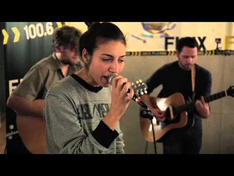Intergalactic Lovers (Delay) live bei FluxFM - MorningShowcase am Nachmittag (short version)