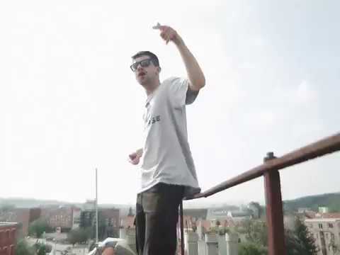 Saymon - devět (feat Royal Stell)