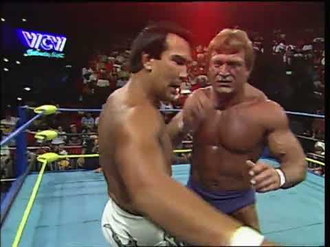 Ricky Steamboat VS Paul Orndorff