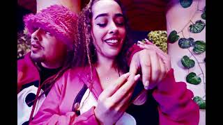 Pegó Fuerte Lyrics  Translation