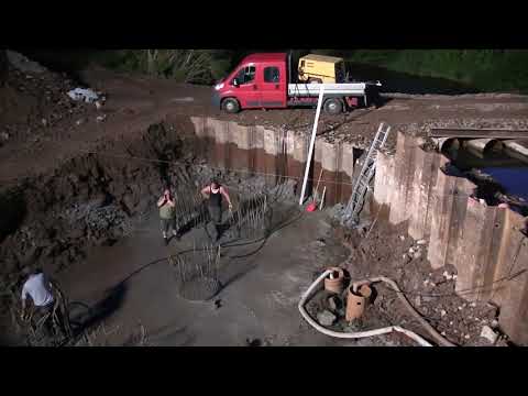 26.07.2013 - Bau der Eisenbahnbrücke in St. Thomas