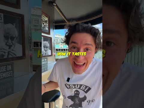 What's Next? 🥴 Sydney's Worst Food (Harry's Cafe De Wheels) #shorts