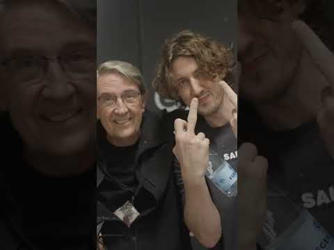 YouTube Thumbnail