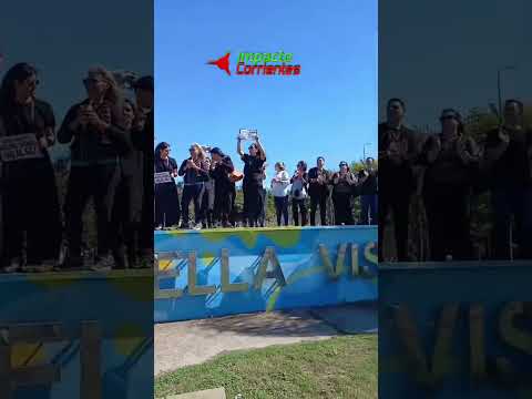 Docentes protestando en Bella Vista Corrientes por mejoras salariales