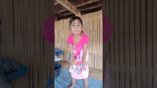 Download lagu anak anak Bugis menyanyi lagu potong bebek angsa 😂😂 mp3 Download lagu anak anak Bugis menyanyi lagu potong bebek angsa 😂😂 mp3