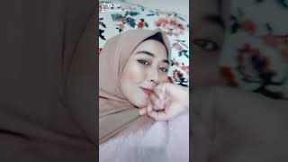 Download lagu #Bantal cantik buat walpaper mp3