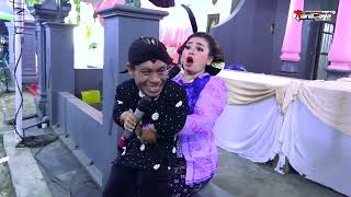 Download lagu The Waton Joke of Mboke Dembik Vs Uncek || Putro Nuswantoro || Sangkuriang Woyo Woyo. mp3