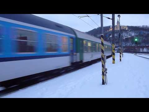 ČD 162.019 - Příjezd vlaku R 778 Milešovka - Ústí nad Labem hl.n., 11.12.2012
